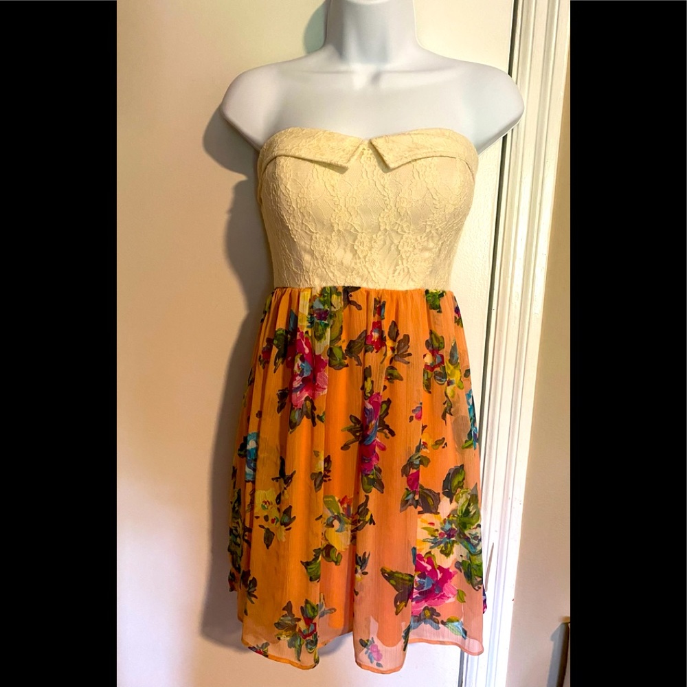 Mini cute dress